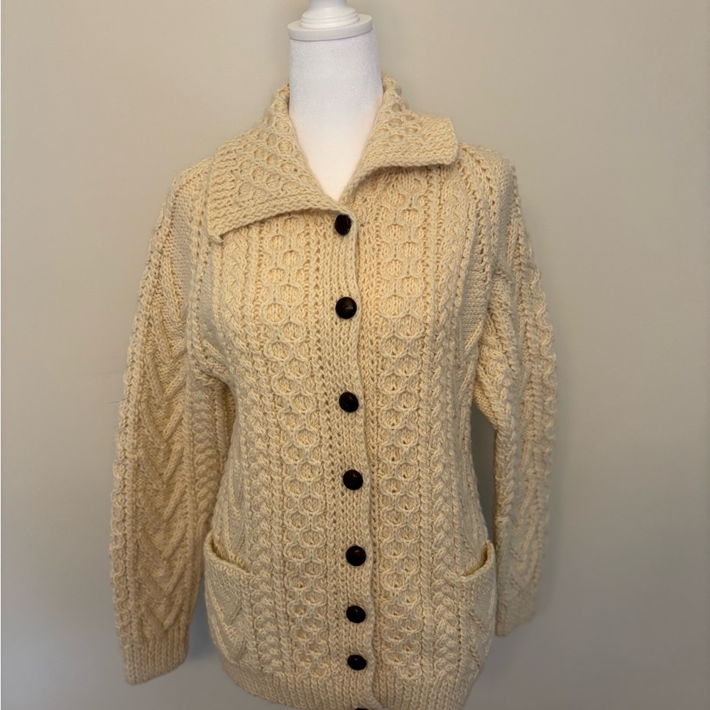 STANDUN HAND KIT 100% PURE NEW WOOL IRISH SWEATER MADE IN IRELAND WOMEN MEDIUM